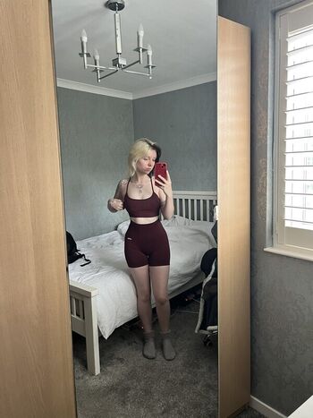 Full leaked Emzeeni page private onlyfans photo