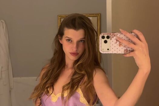 Full leaked Ever anderson private onlyfans photo