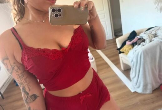 Full leaked Giollia glam page private onlyfans photo