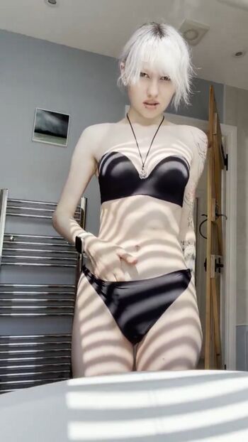 Full leaked Little emo kitten page private onlyfans photo