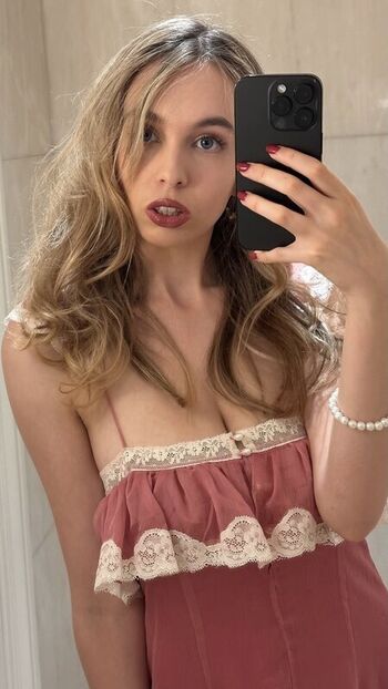 Full leaked Serena skybourne page private onlyfans photo