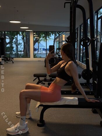 Full leaked Sly vee private onlyfans photo