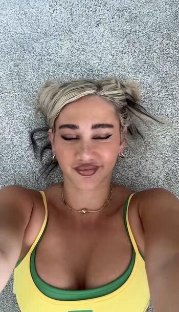 Full leaked Sophiesnazz page private onlyfans photo