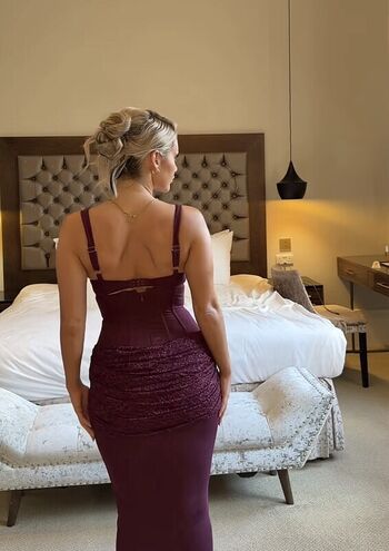 Full leaked Sophiesnazz private onlyfans photo