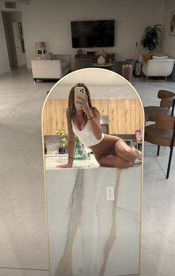 Full leaked Tinyells private onlyfans photo